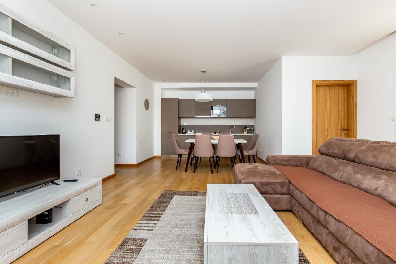 Apartments Lora In Apart-Hotel 부드바 외부 사진