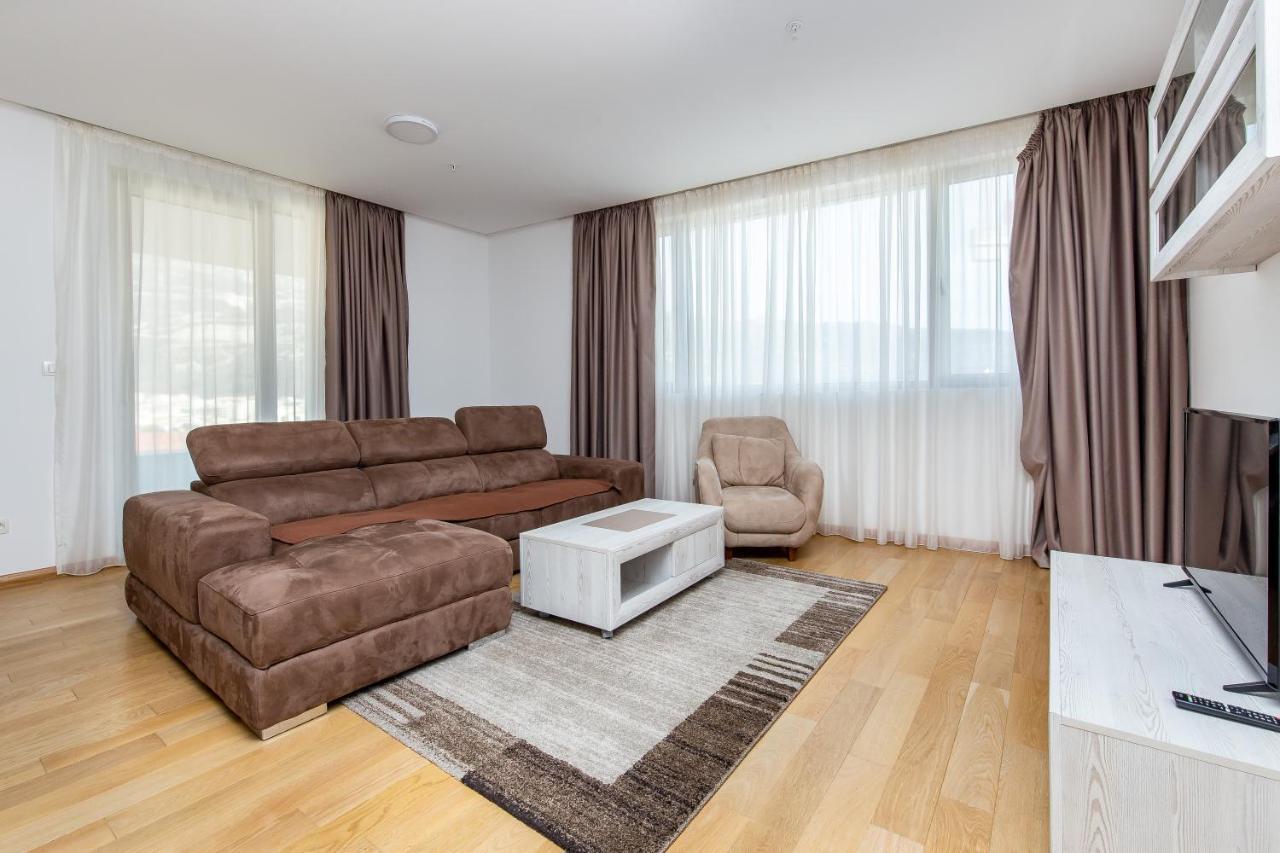 Apartments Lora In Apart-Hotel 부드바 외부 사진