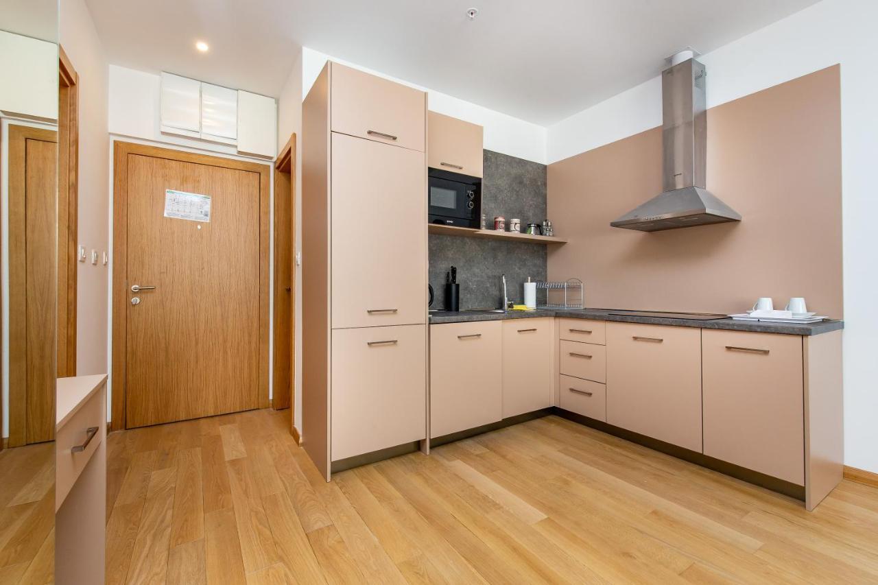 Apartments Lora In Apart-Hotel 부드바 외부 사진