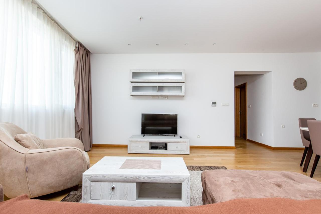 Apartments Lora In Apart-Hotel 부드바 외부 사진