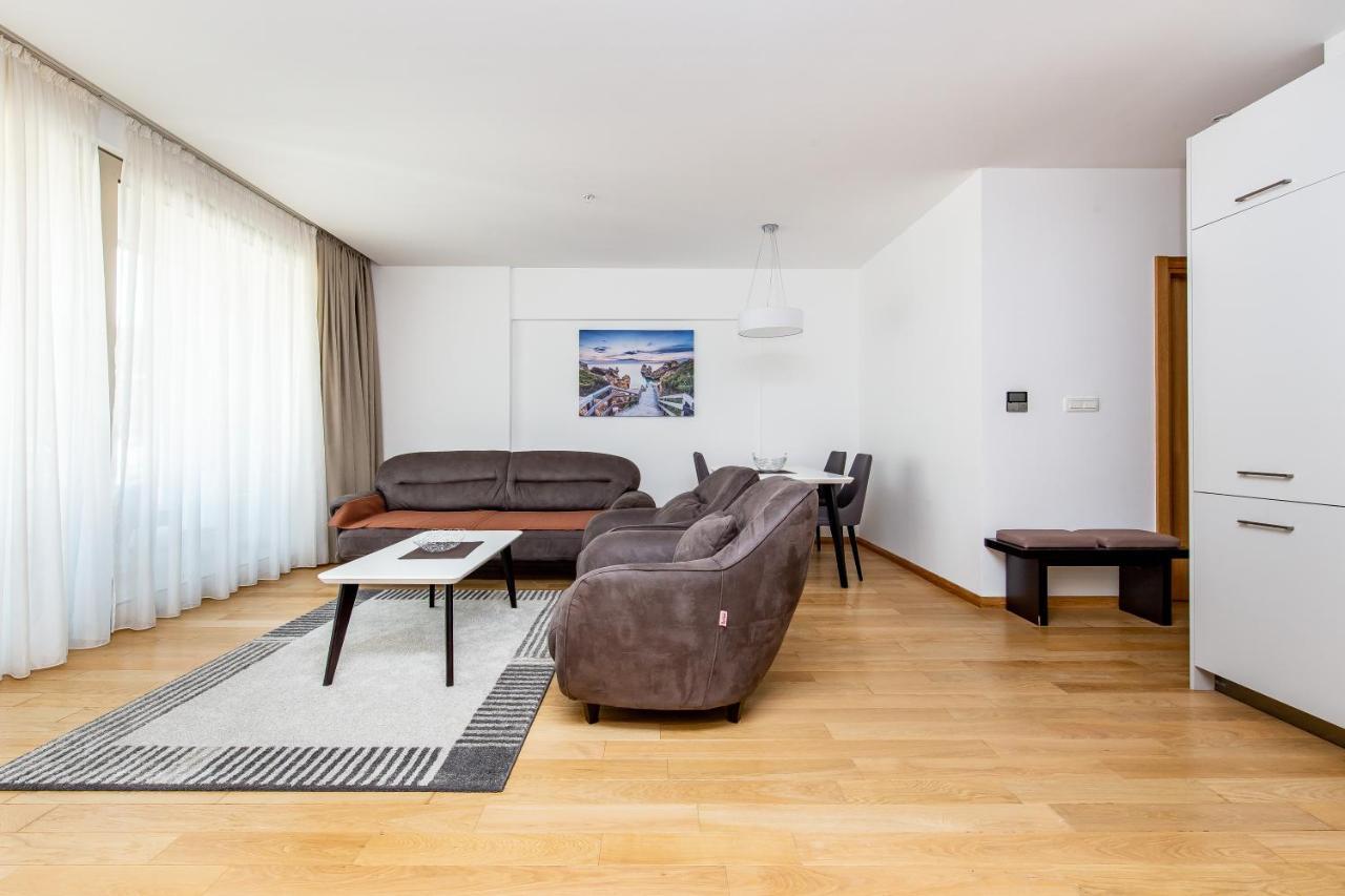 Apartments Lora In Apart-Hotel 부드바 외부 사진