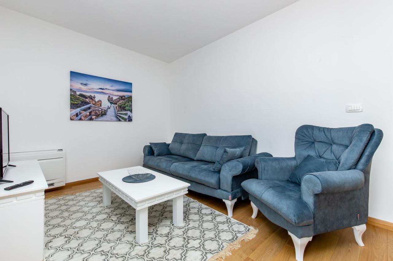 Apartments Lora In Apart-Hotel 부드바 외부 사진